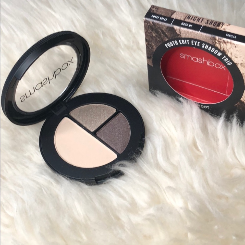 Smashbox eyeshadow trio